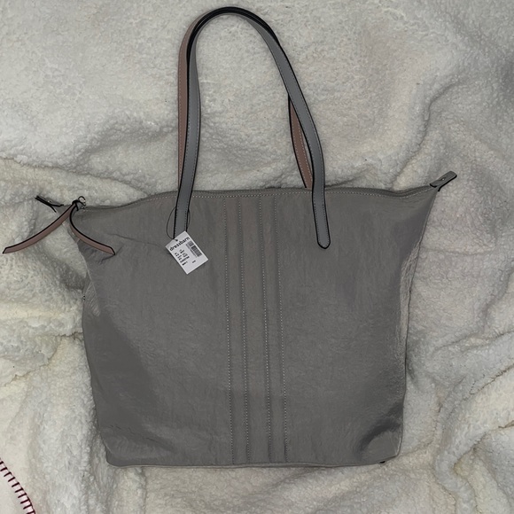 NWT shoulder bag - Picture 1 of 10